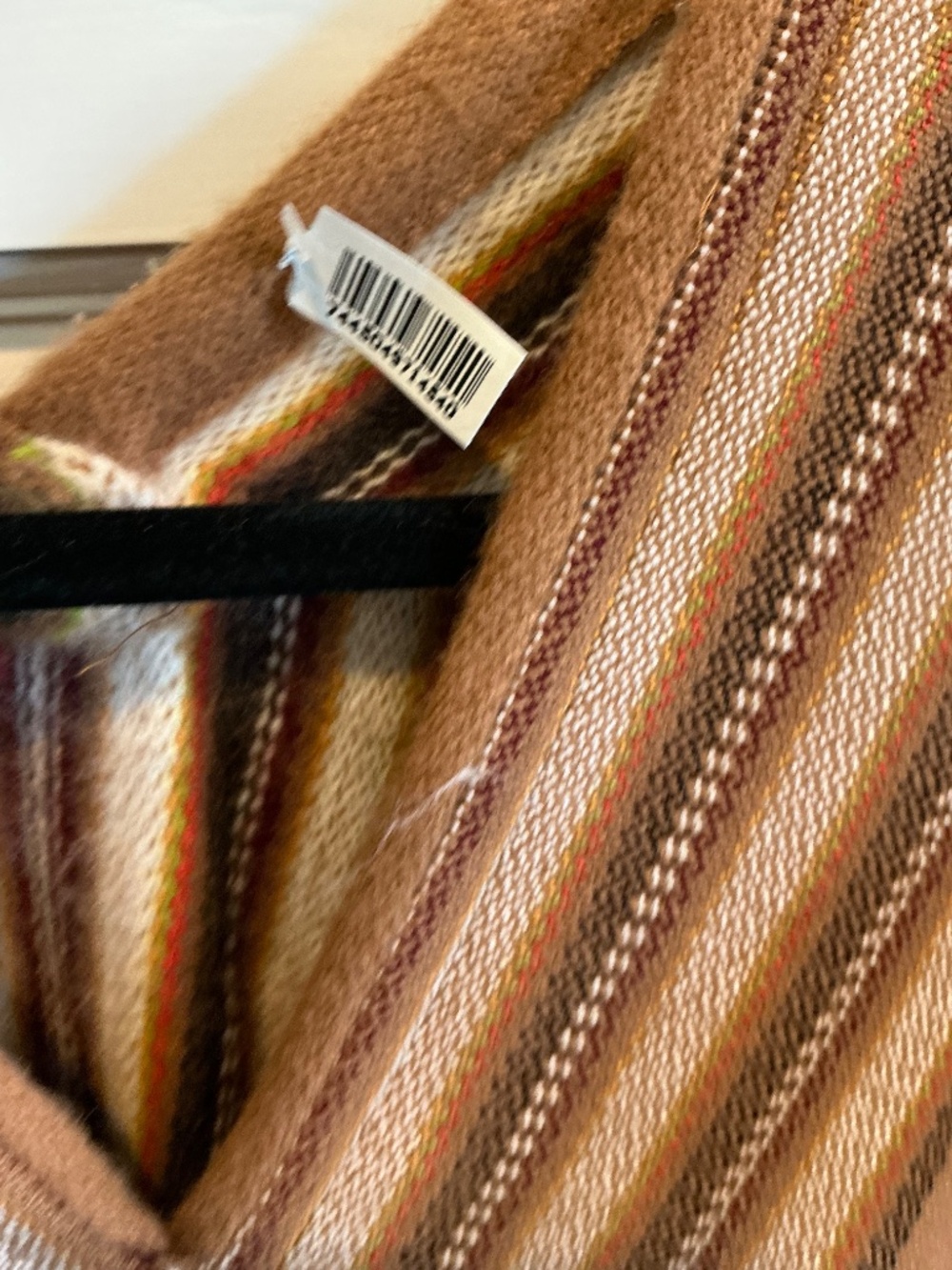 Wool blend poncho! Oversized and from overseas! New with tags! - Picture 4 of 4